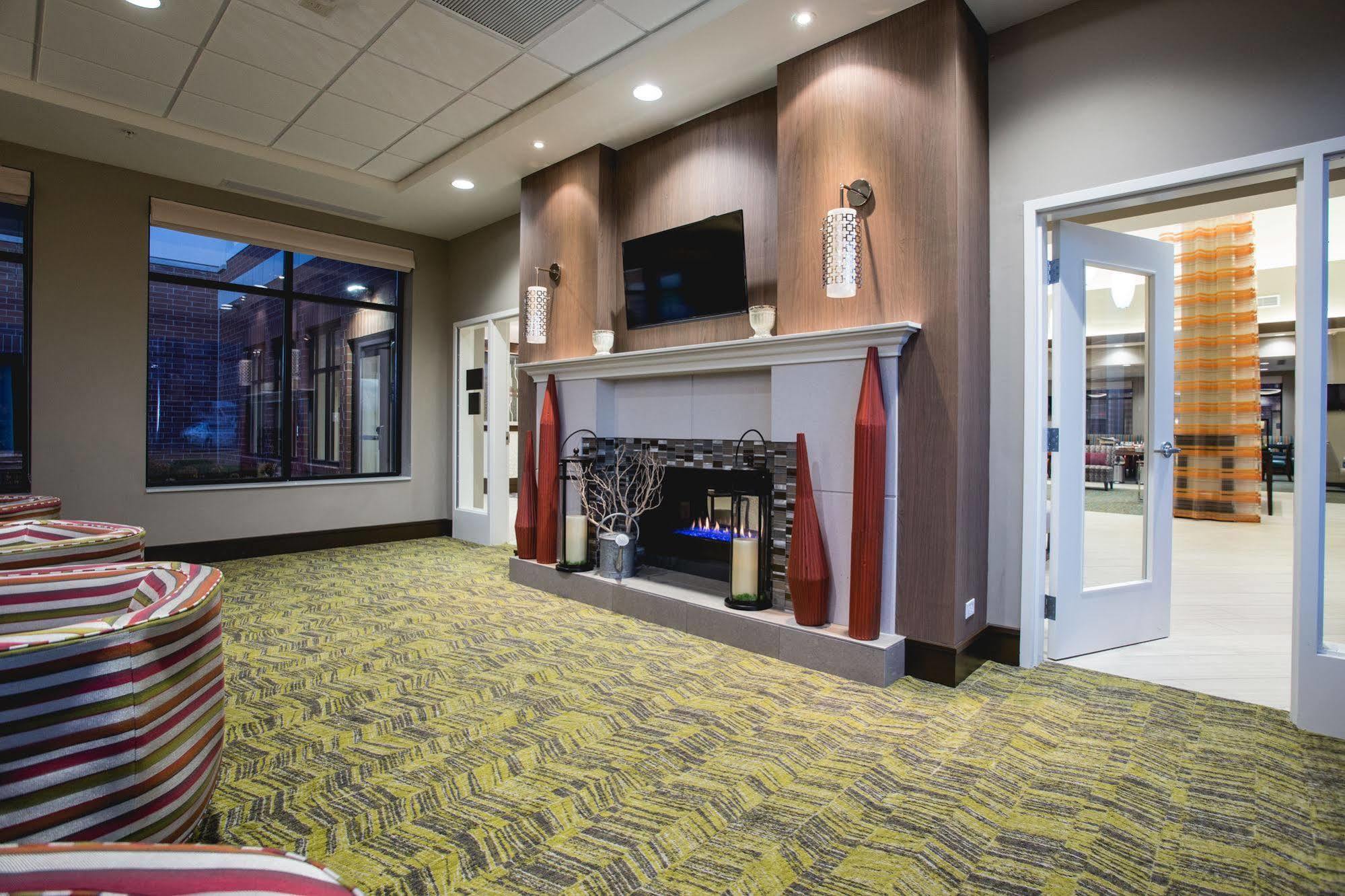 Hilton Garden Inn Bolingbrook I-55 Екстер'єр фото